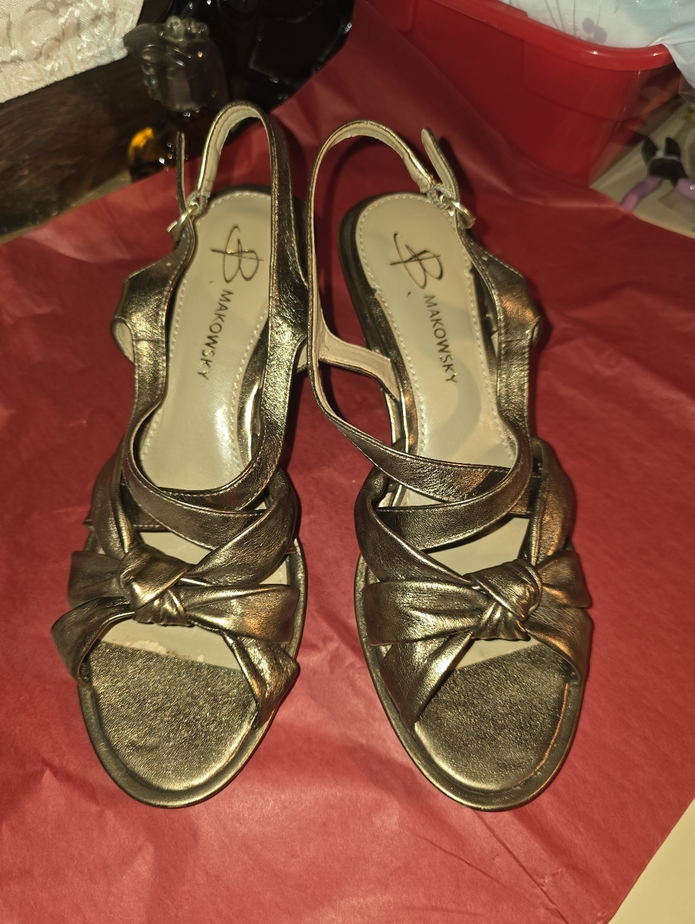 B Makowsky Metallic Gold Slingback Sandals Sz 7m